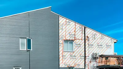 Step-by-step siding installation by siding contractor
