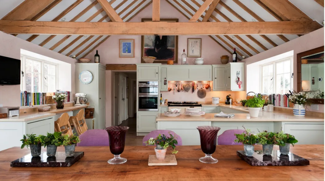 Homes and Gardens